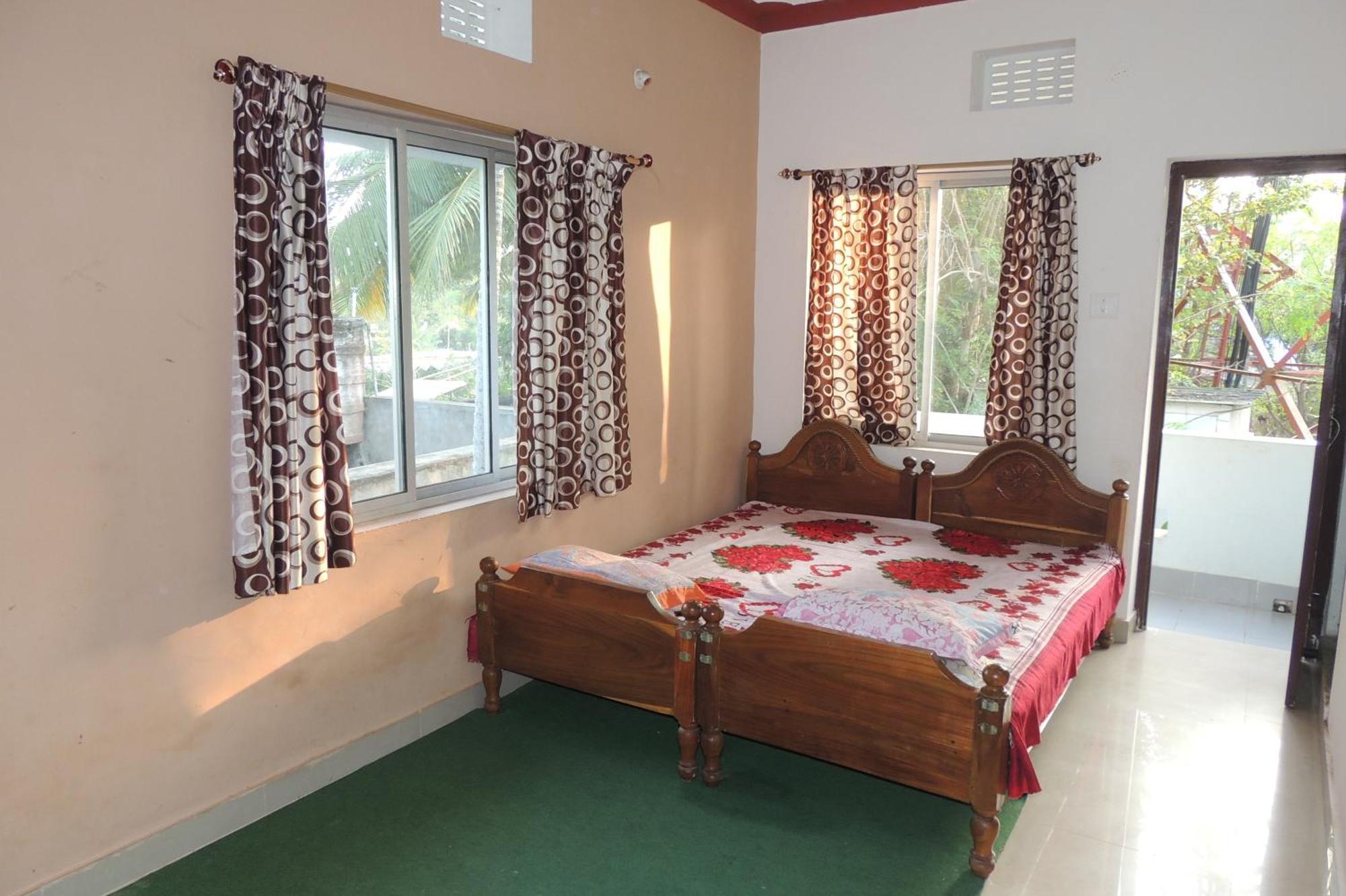 Surya Inn Konark Habitación foto