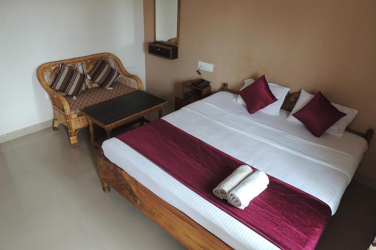 Surya Inn Konark Exterior foto